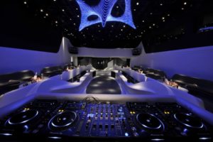 Luxury club at the Luxury location Void at Mykonos! -Clubbingtv.com