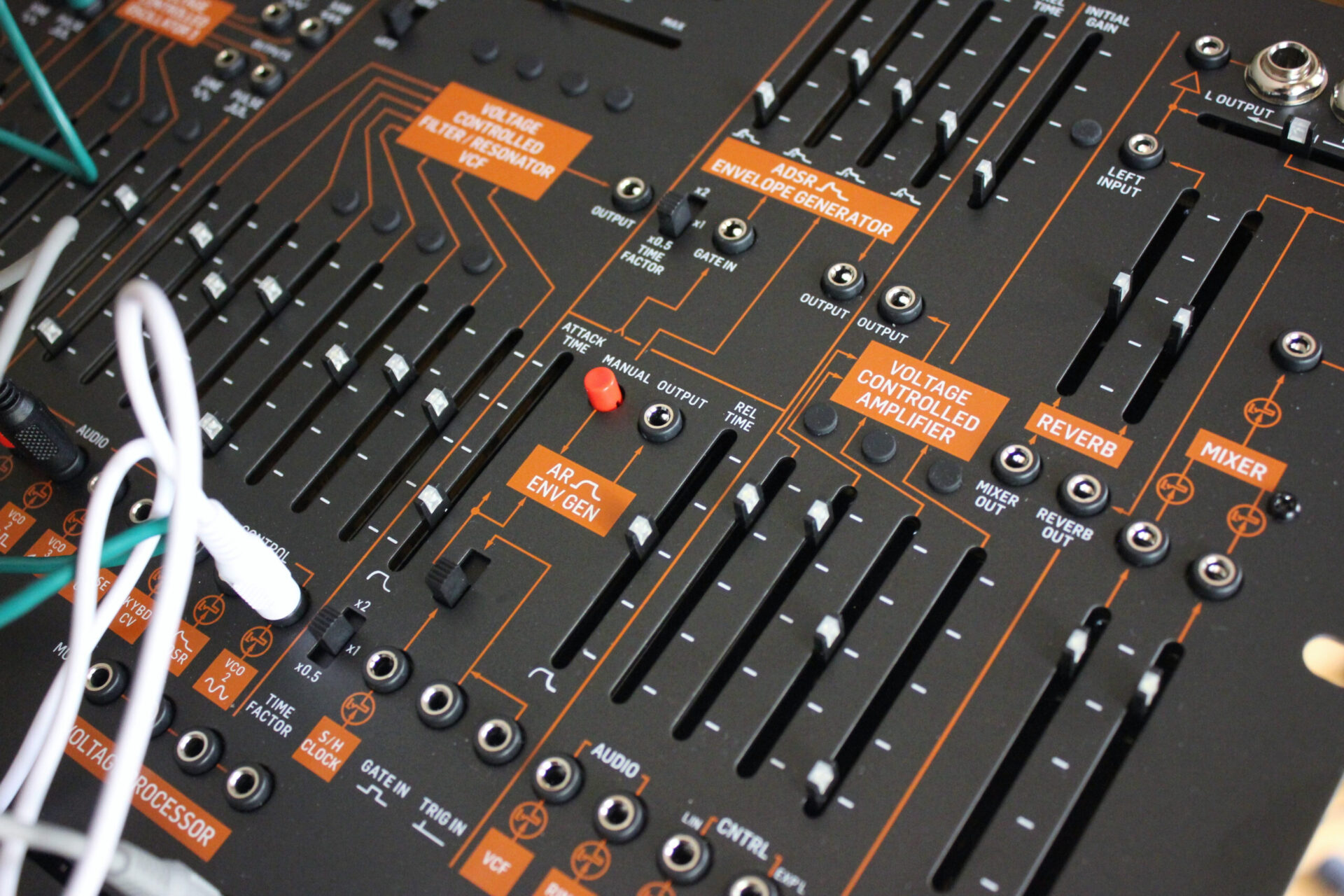 arp 2600 behringer