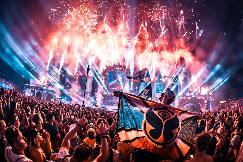 Tomorrowland Festival is postponed to the end of summer 2021!