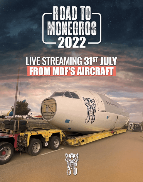 Monegros Desert Festival presents ... an Aircraft ! - Clubbing TV