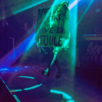 N*que l'état, Vive la foule